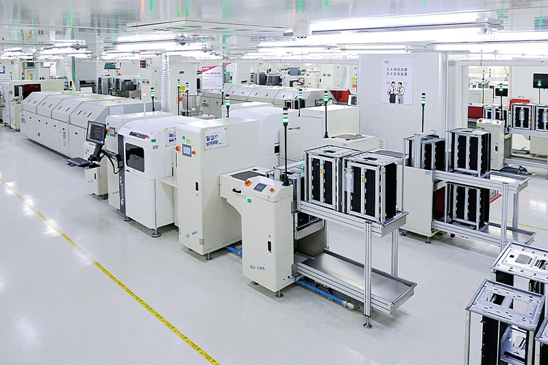 What are the challenges of technological iteration in the electronics industry